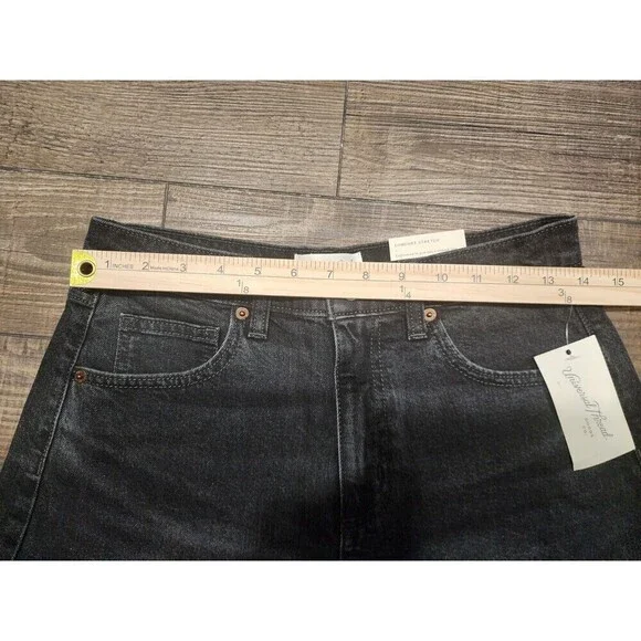 Universal Thread Women's Mid Rise 90's Baggy Jean Shorts - Black Size 4 - Picture 5 of 5